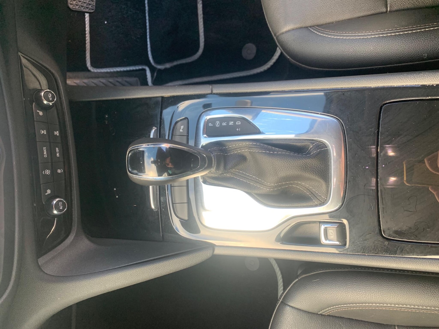 Used Vauxhall Insignia 2018 for sale - 76398235: Photo 42