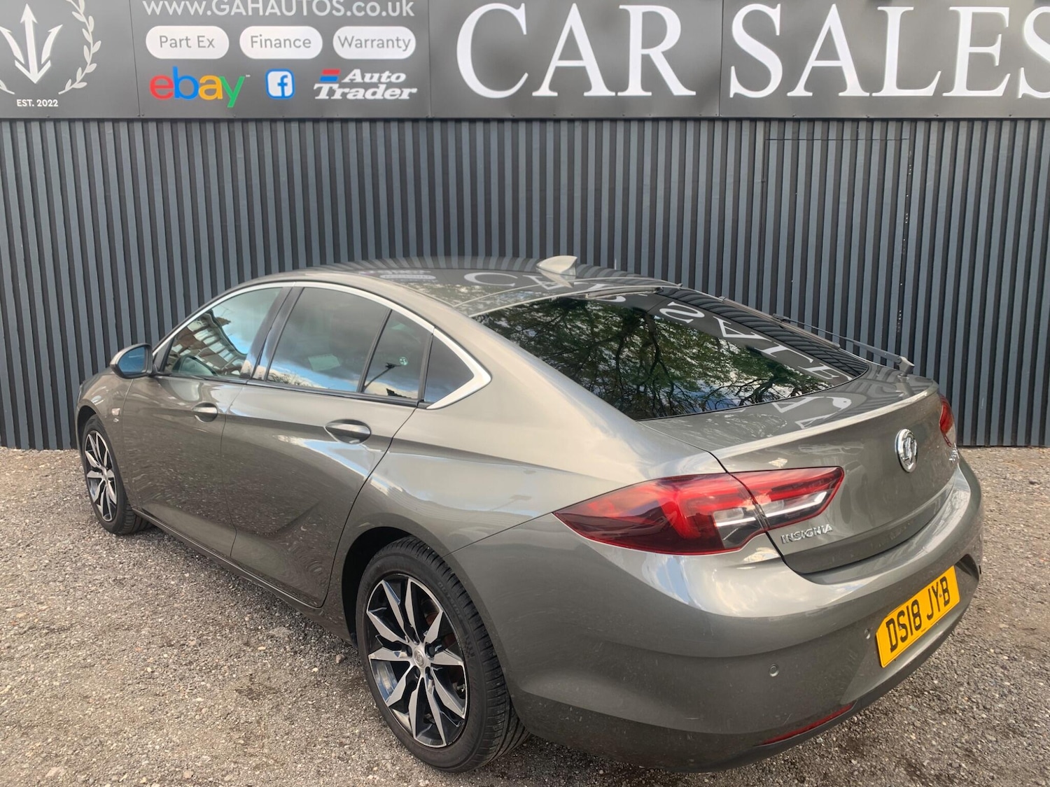 Used Vauxhall Insignia 2018 for sale - 76398235: Photo 7