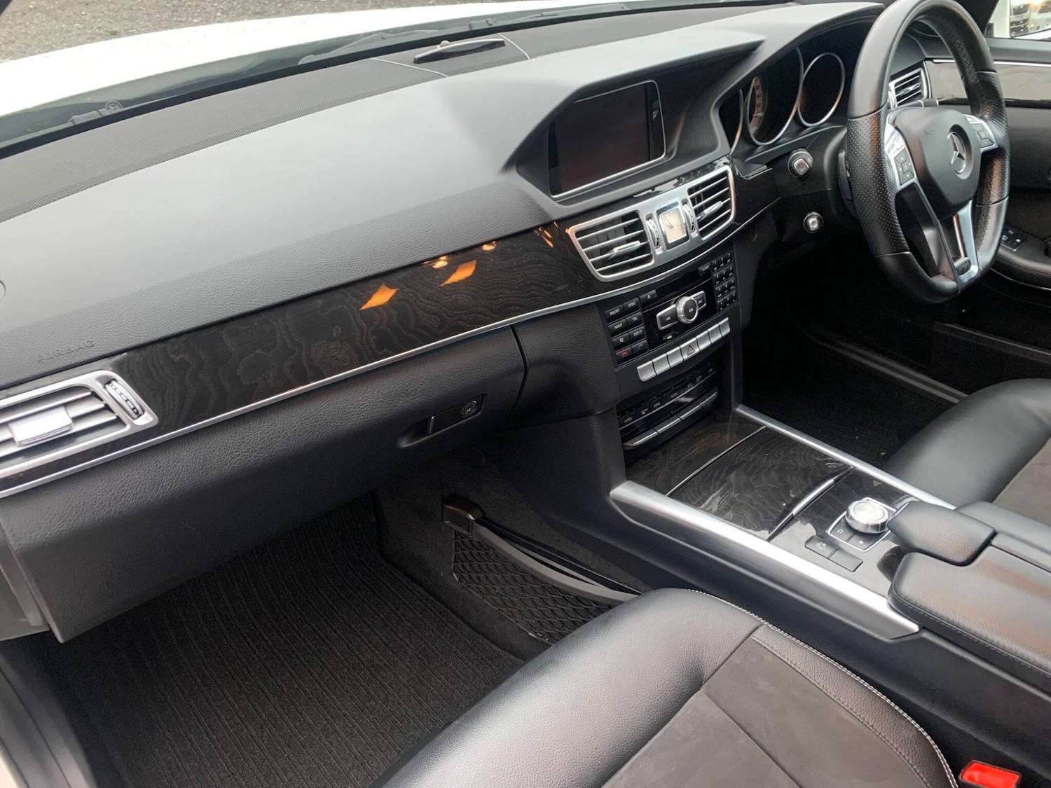 Used Mercedes-Benz E Class 2014 for sale - 77279440: Photo 15