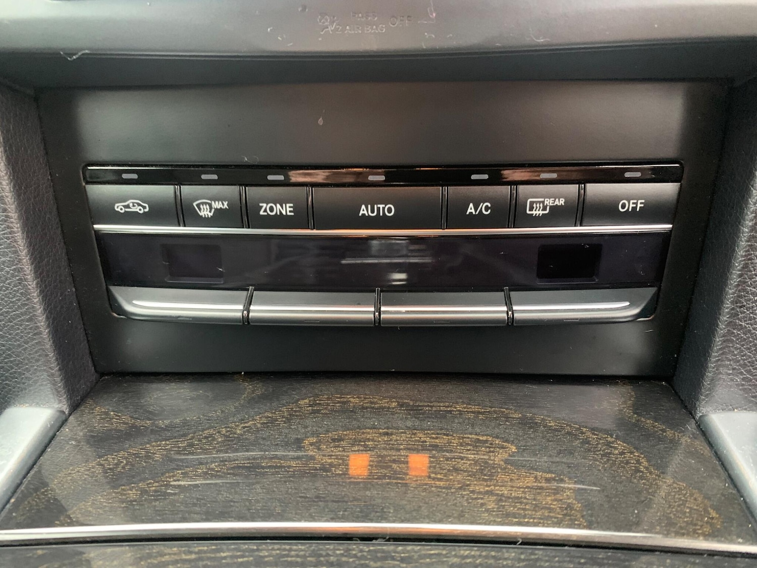 Used Mercedes-Benz E Class 2014 for sale - 77279440: Photo 24