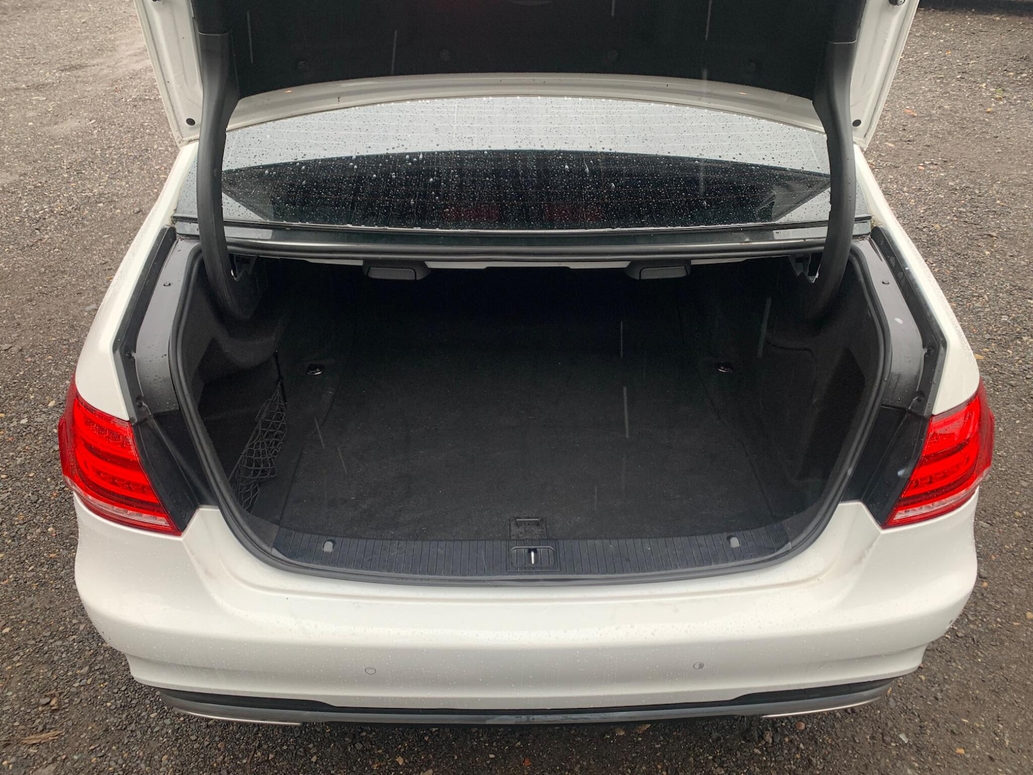 Used Mercedes-Benz E Class 2014 for sale - 77279440: Photo 43