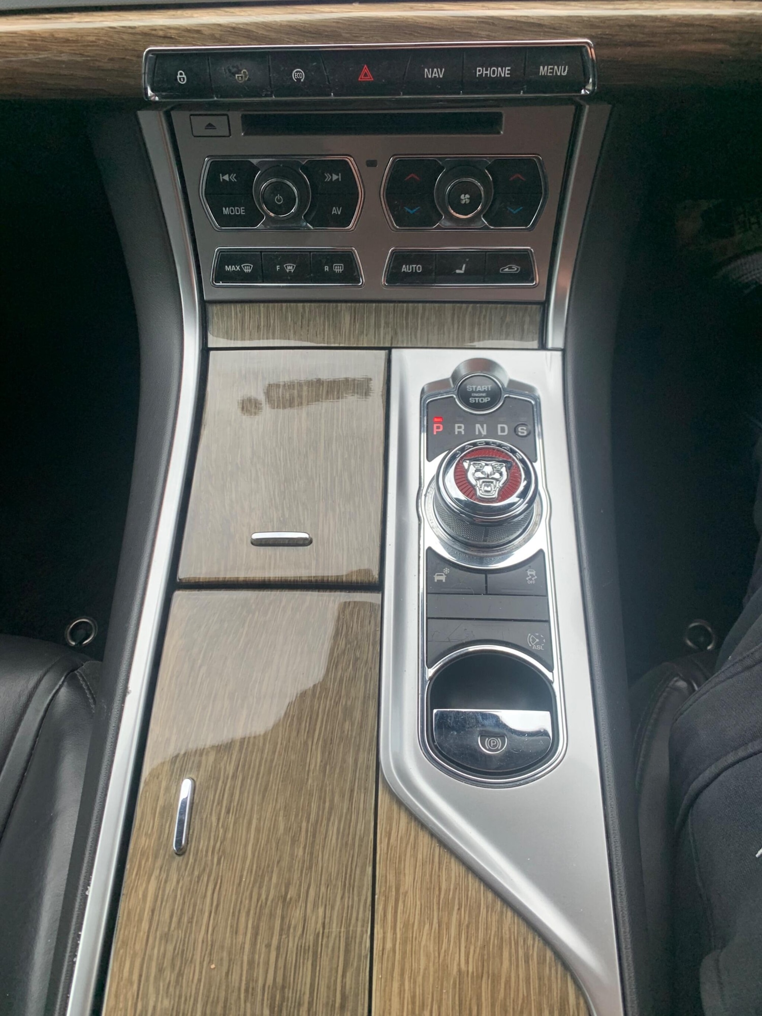 Used Jaguar XF 2014 for sale - 76992188: Photo 10