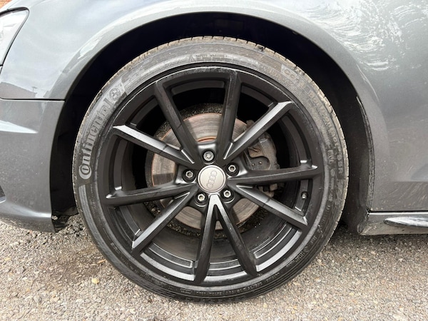 Used Audi A4 Avant 2015 for sale - 76227089: Photo 12