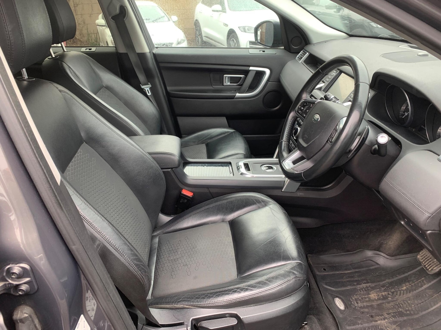 Used Land Rover Discovery Sport 2016 for sale - 77957449: Photo 16