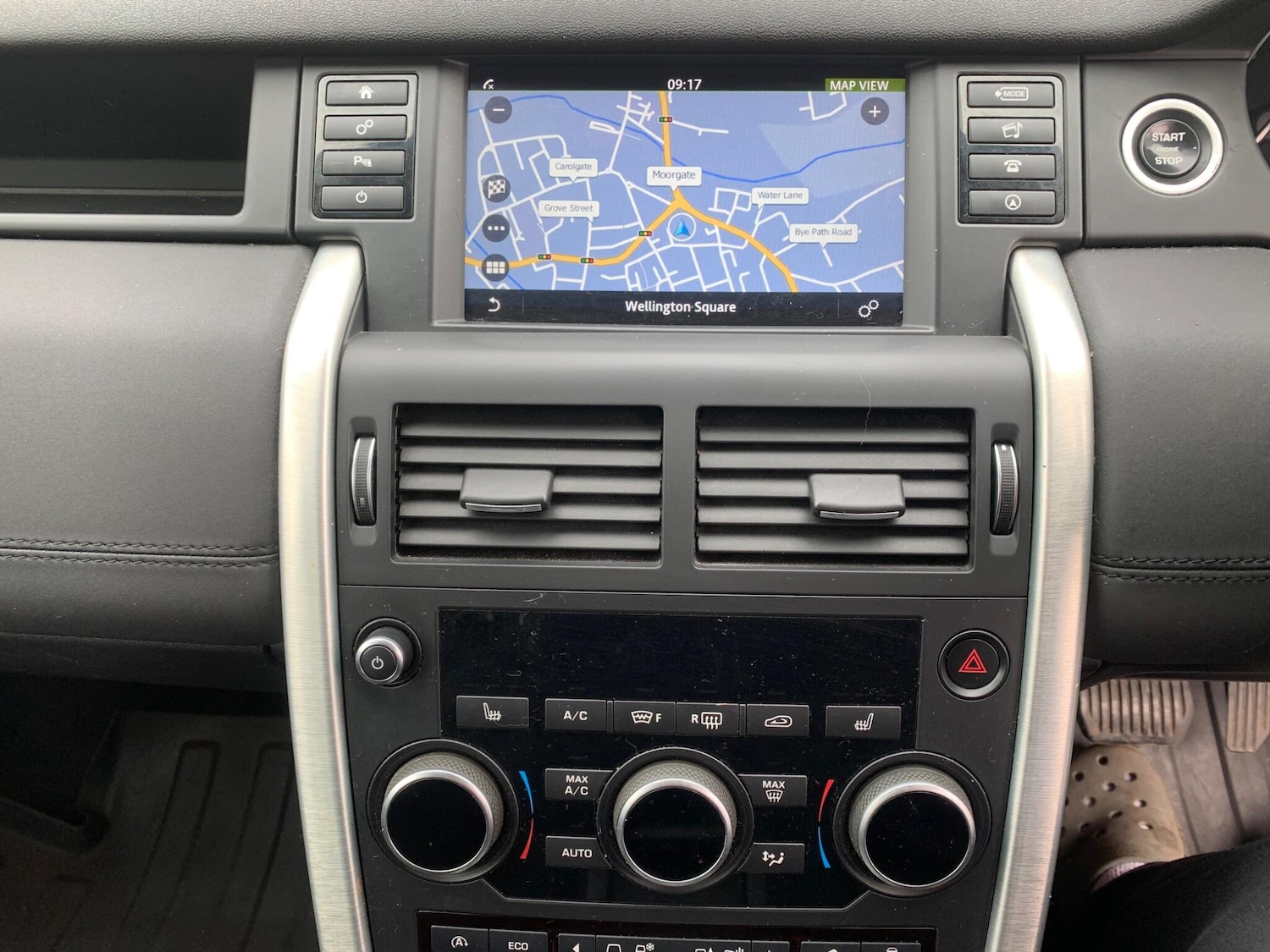 Used Land Rover Discovery Sport 2016 for sale - 77957449: Photo 34