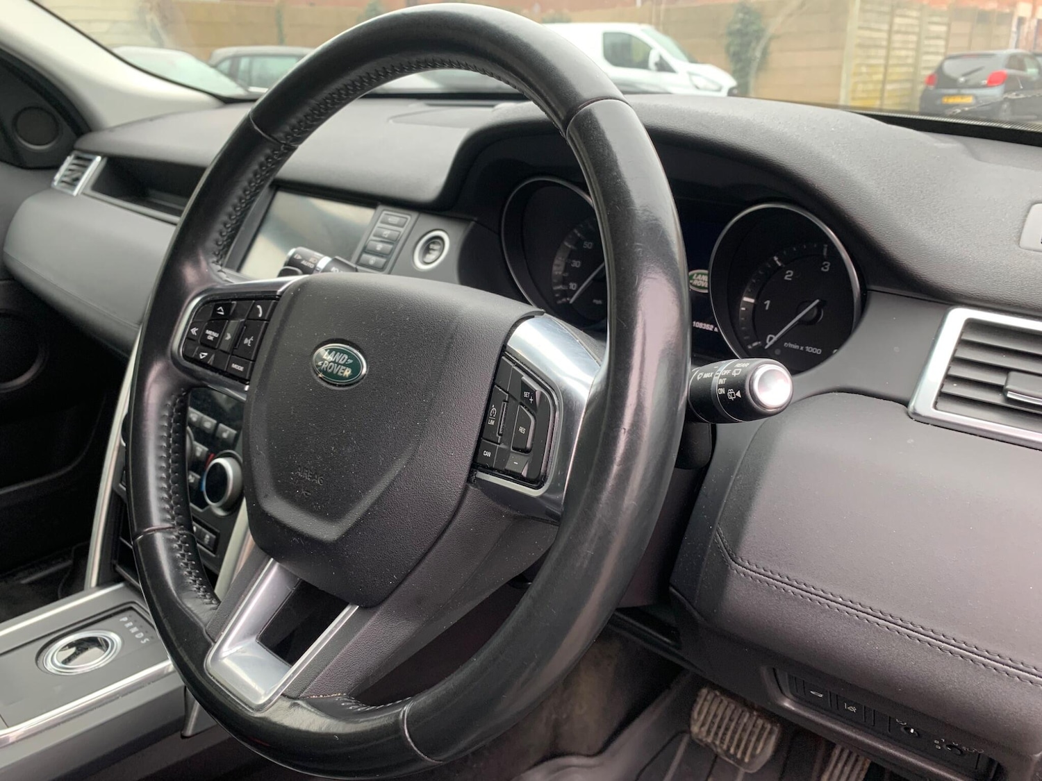 Used Land Rover Discovery Sport 2016 for sale - 77957449: Photo 41