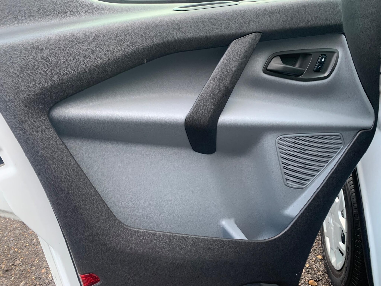 Used Ford Transit Custom 2018 for sale - 77015743: Photo 34