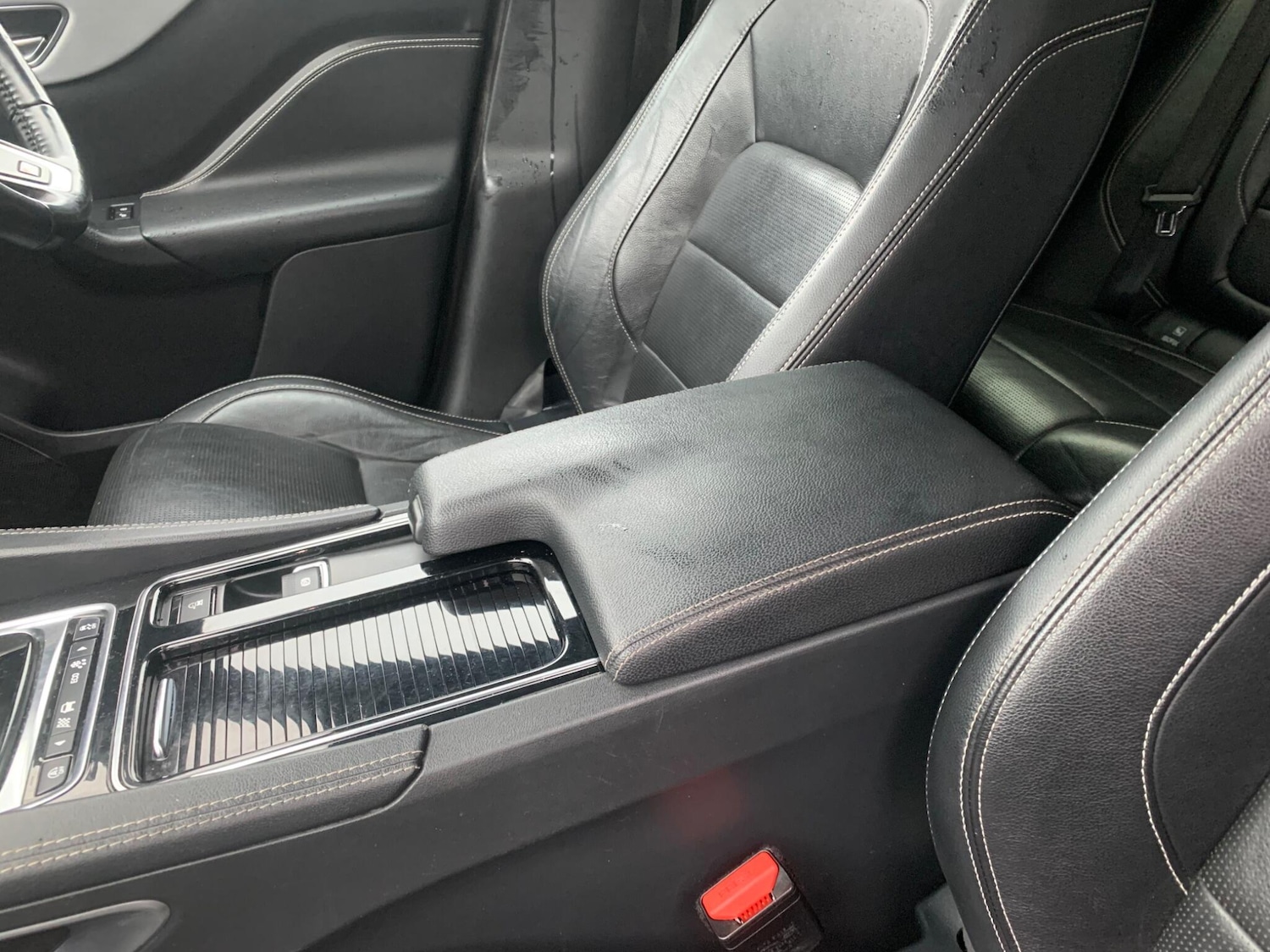 Used Jaguar F-Pace 2018 for sale - 77478588: Photo 47