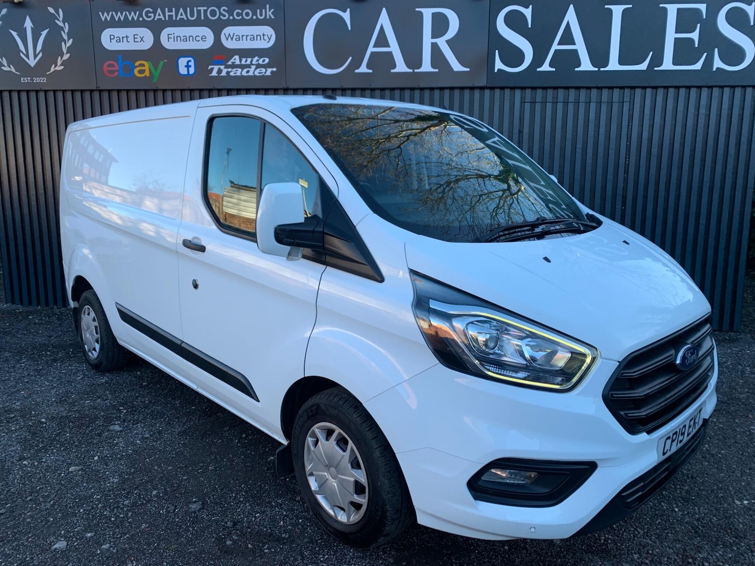 Used Ford Transit Custom 2019 for sale - 76759443: Photo 1