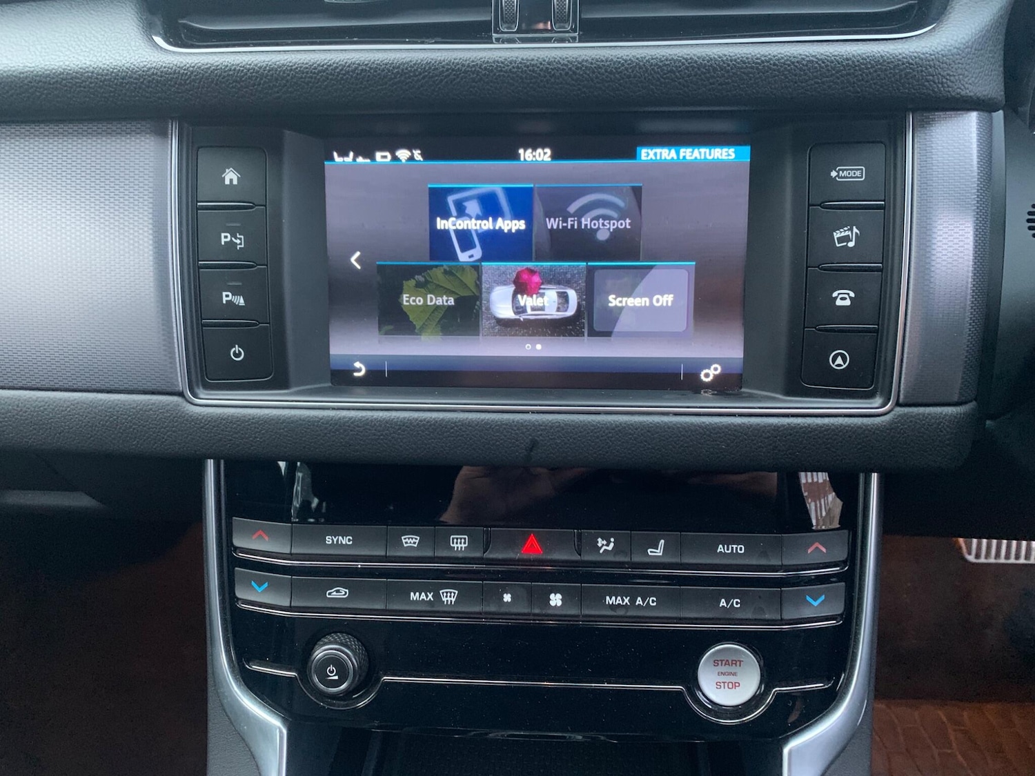 Used Jaguar XF 2015 for sale - 77016903: Photo 33