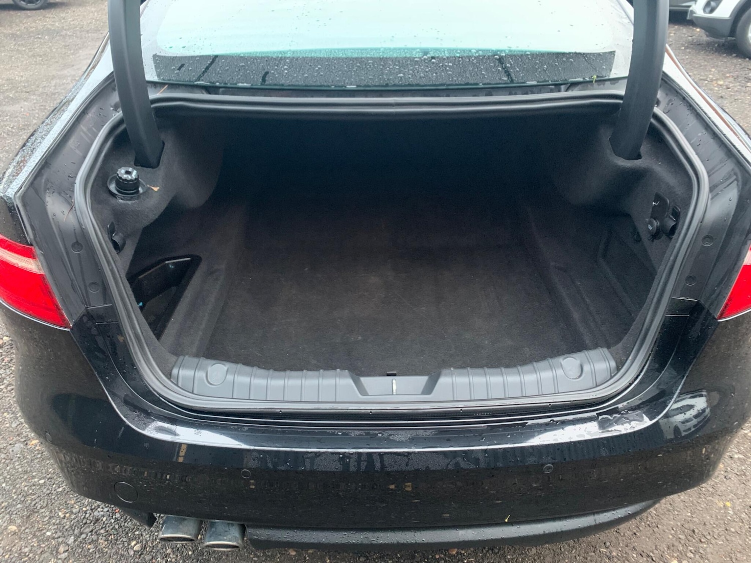 Used Jaguar XF 2015 for sale - 77016903: Photo 37