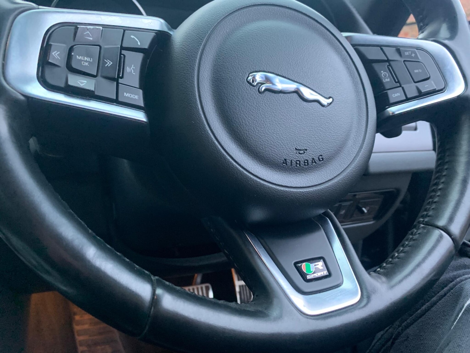 Used Jaguar XF 2015 for sale - 77016903: Photo 38