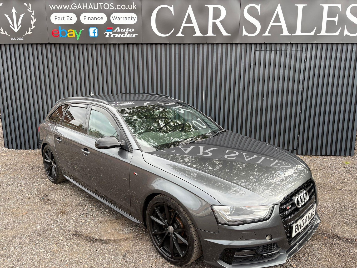 Used Audi A4 Avant for sale - 76995563: Photo 1