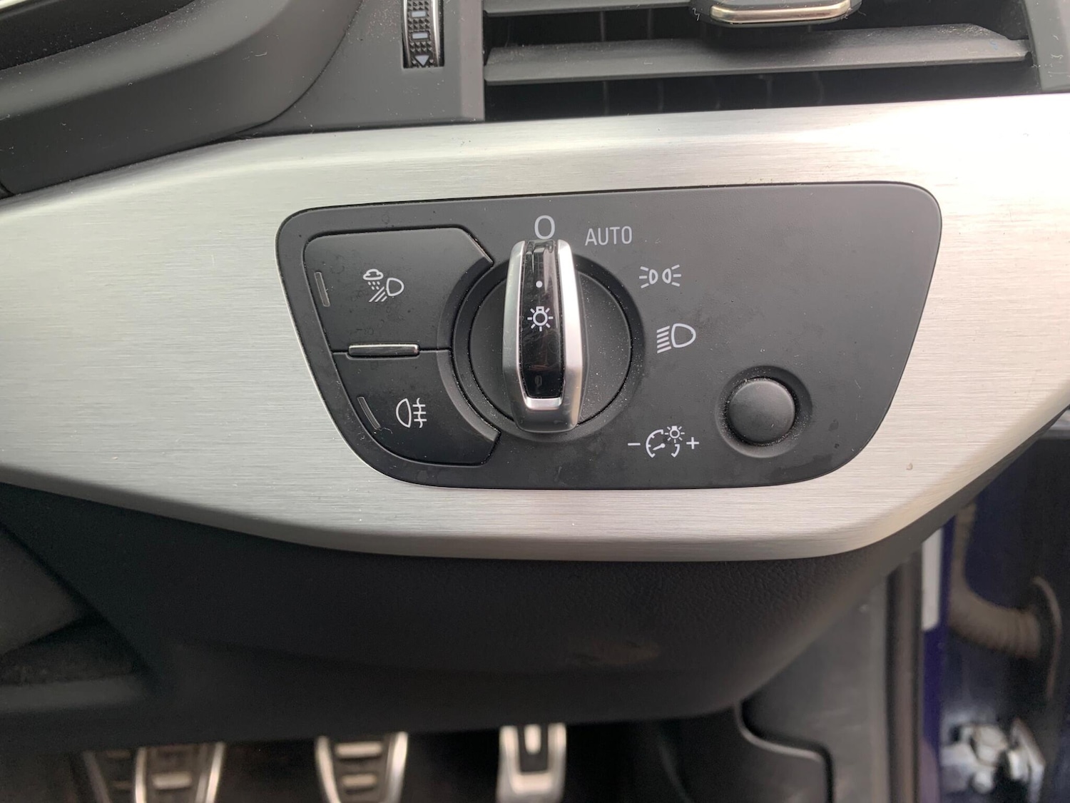 Used Audi A4 2016 for sale - 77957431: Photo 27