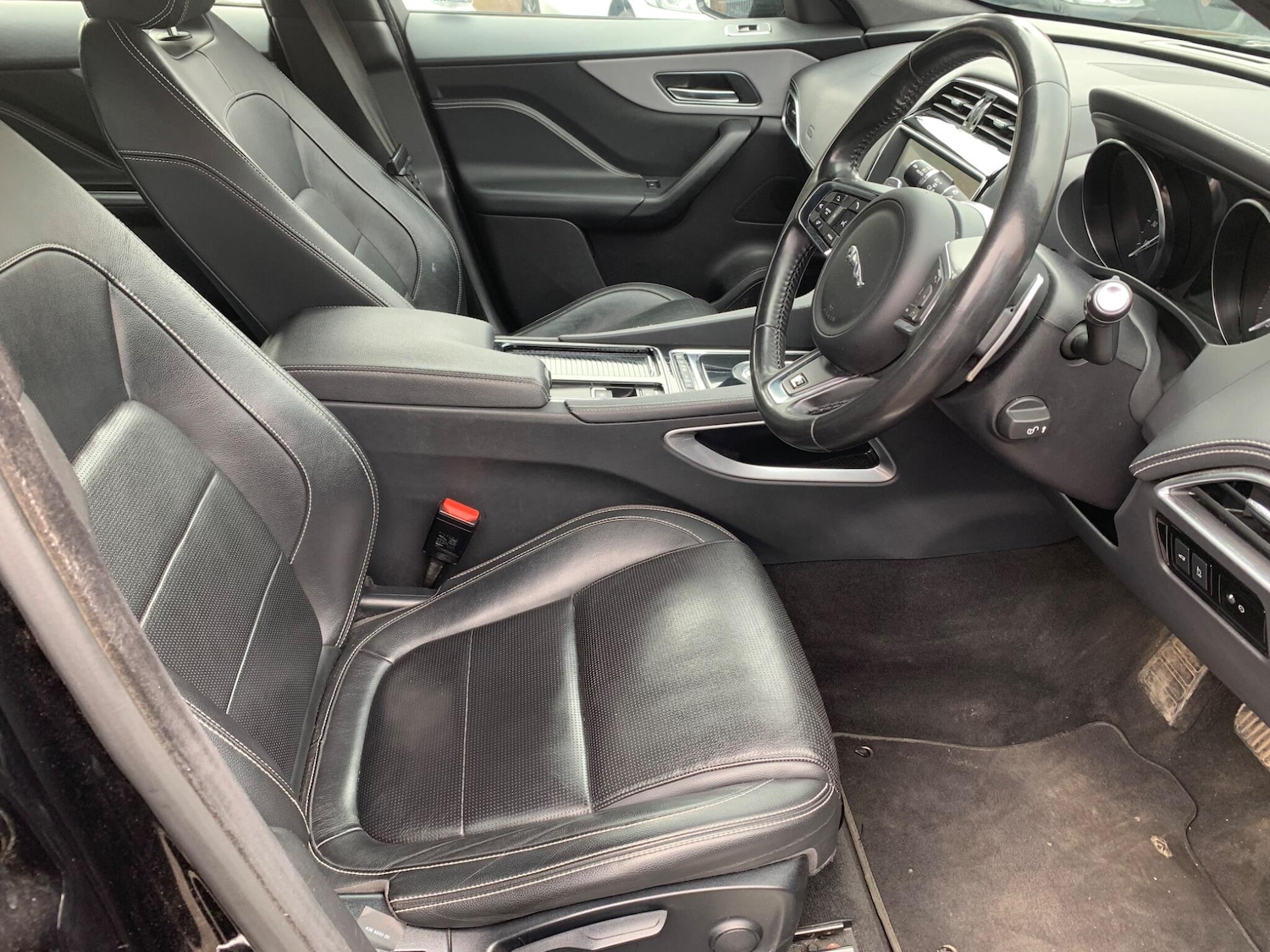 Used Jaguar F-Pace 2019 for sale - 77958012: Photo 19