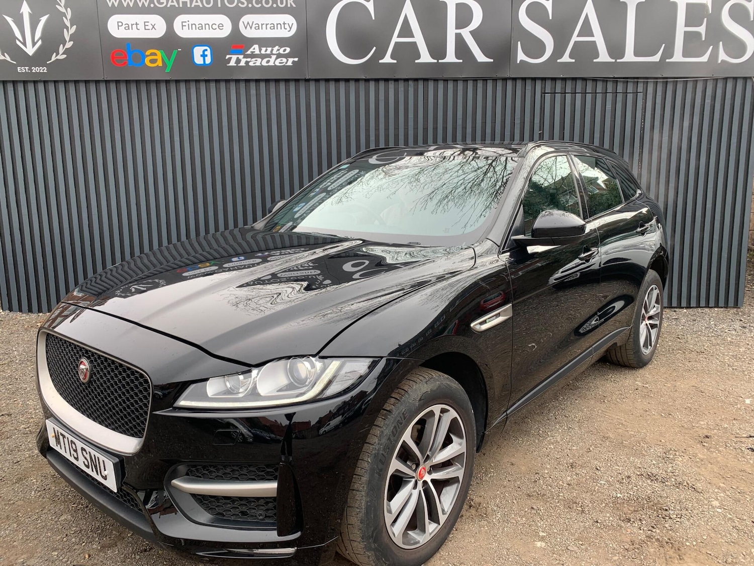 Used Jaguar F-Pace 2019 for sale - 77958012: Photo 3