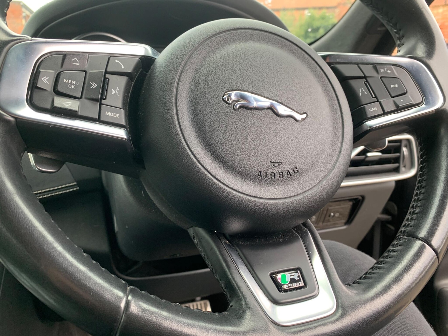 Used Jaguar F-Pace 2019 for sale - 77958012: Photo 49