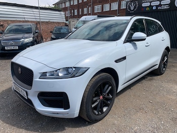 Used Jaguar F-Pace 2018 for sale - 79211916: Photo