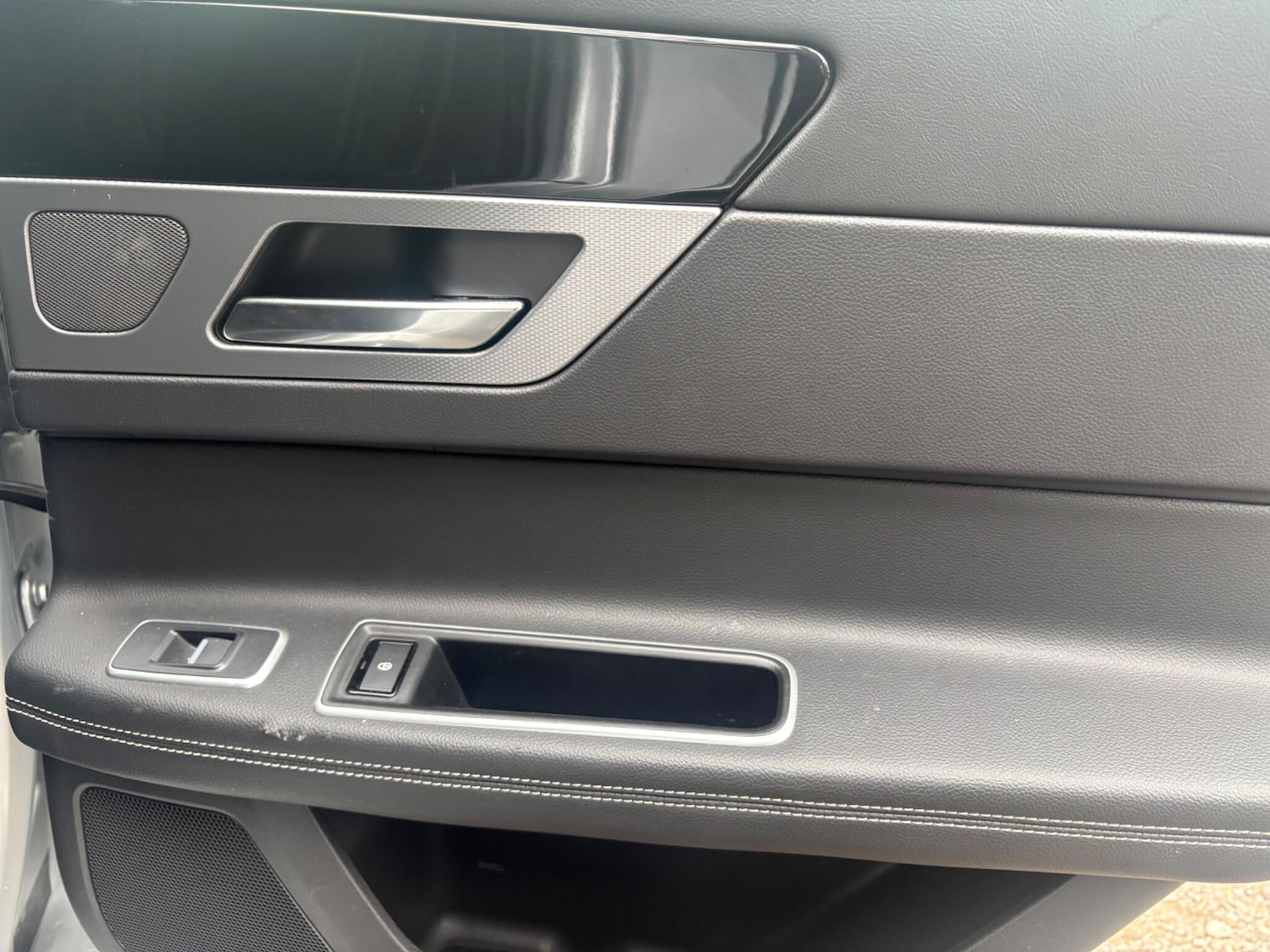 Used Jaguar XF 2019 for sale - 78185040: Photo 24