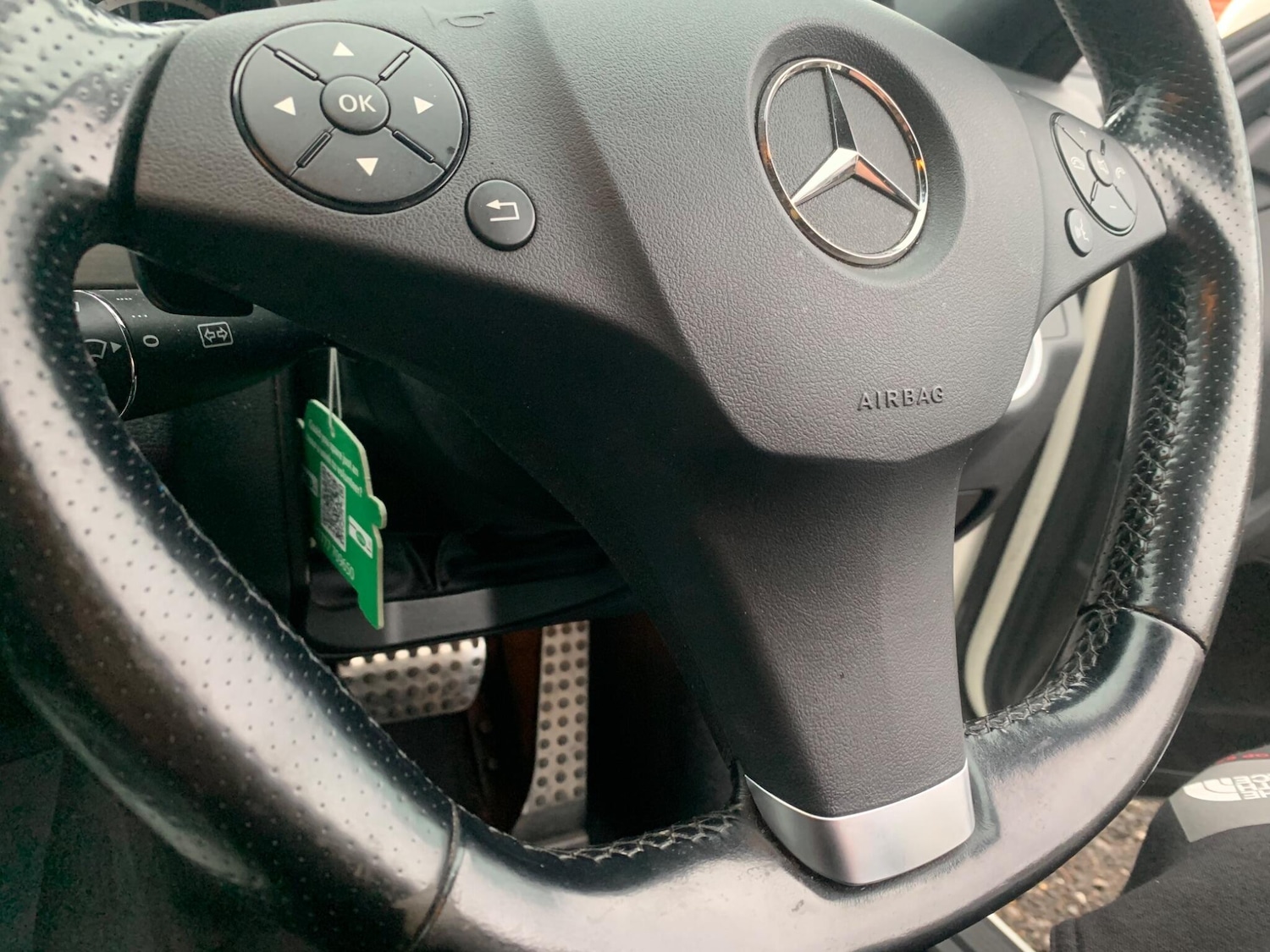 Used Mercedes-Benz E Class 2011 for sale - 76550660: Photo 18