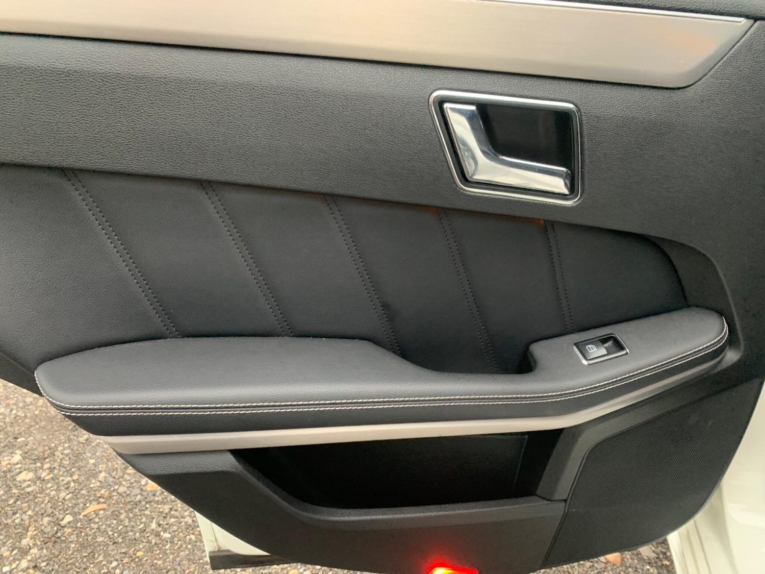 Used Mercedes-Benz E Class 2011 for sale - 76550660: Photo 21