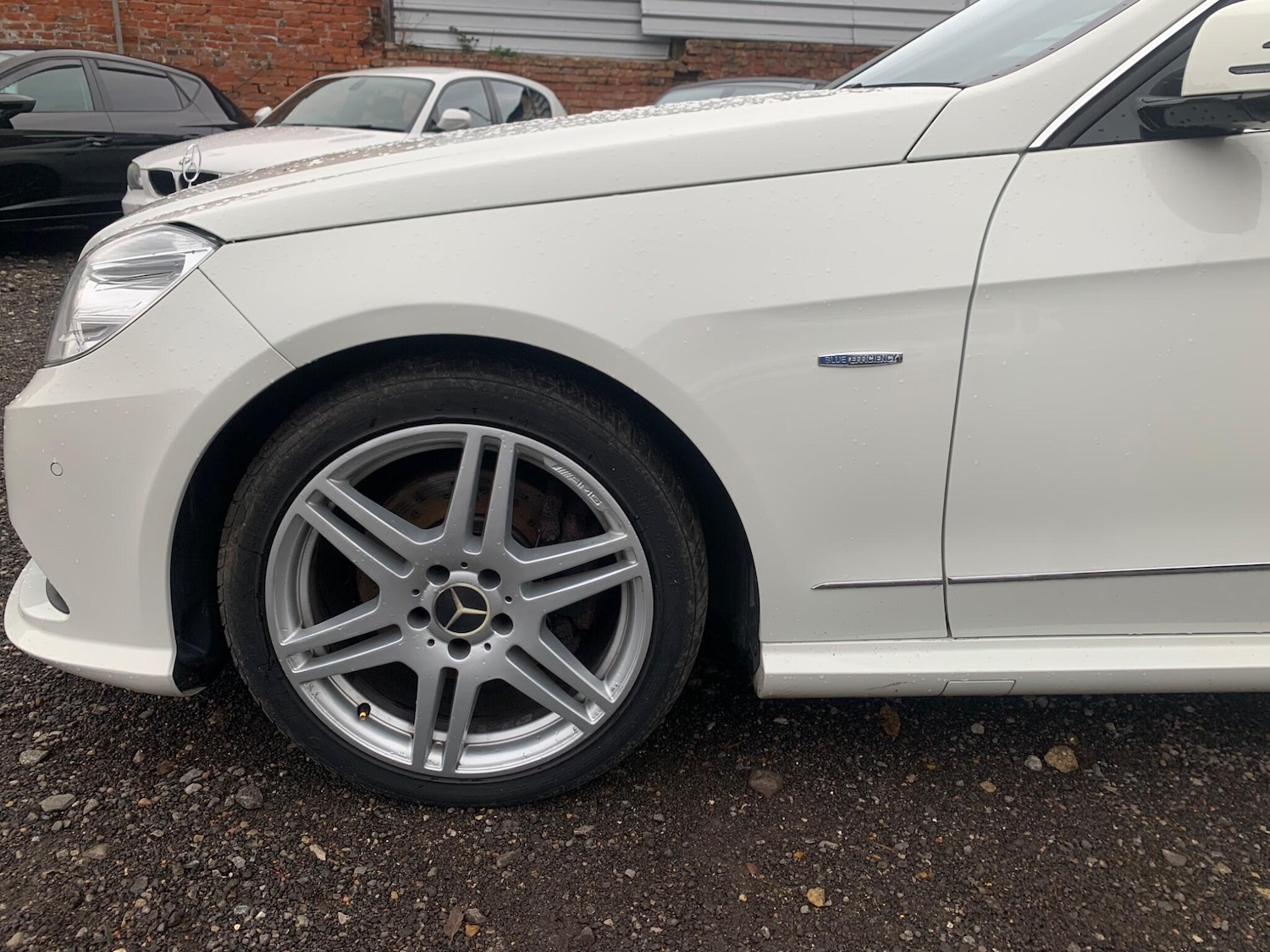 Used Mercedes-Benz E Class 2011 for sale - 76550660: Photo 28