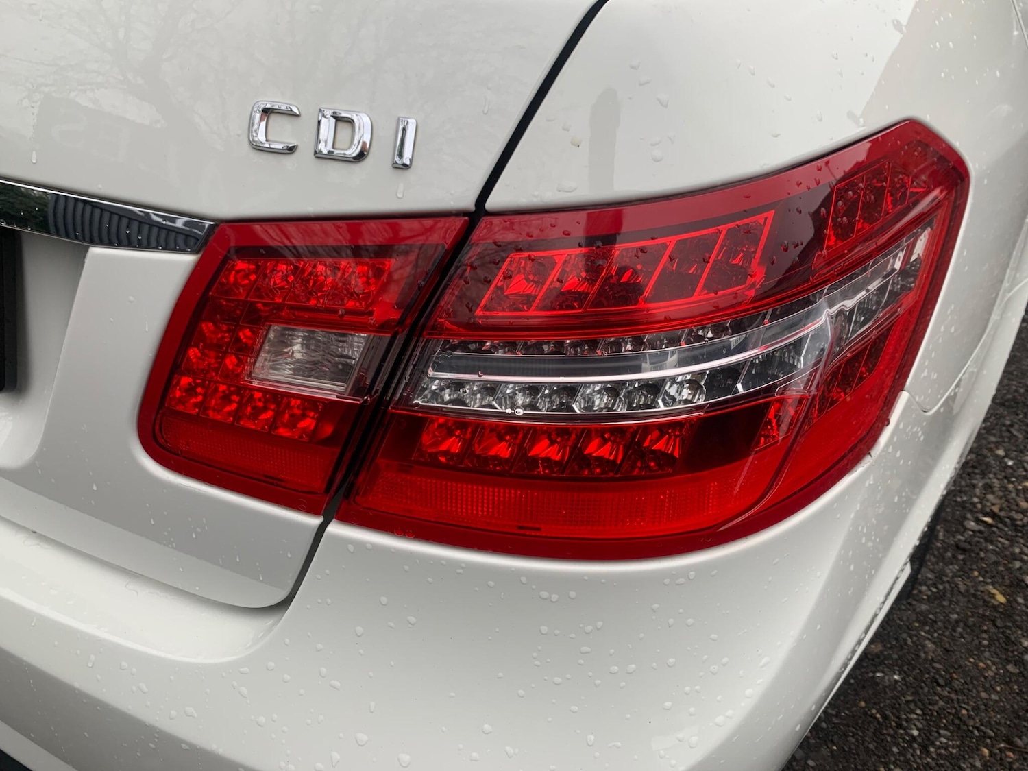 Used Mercedes-Benz E Class 2011 for sale - 76550660: Photo 38