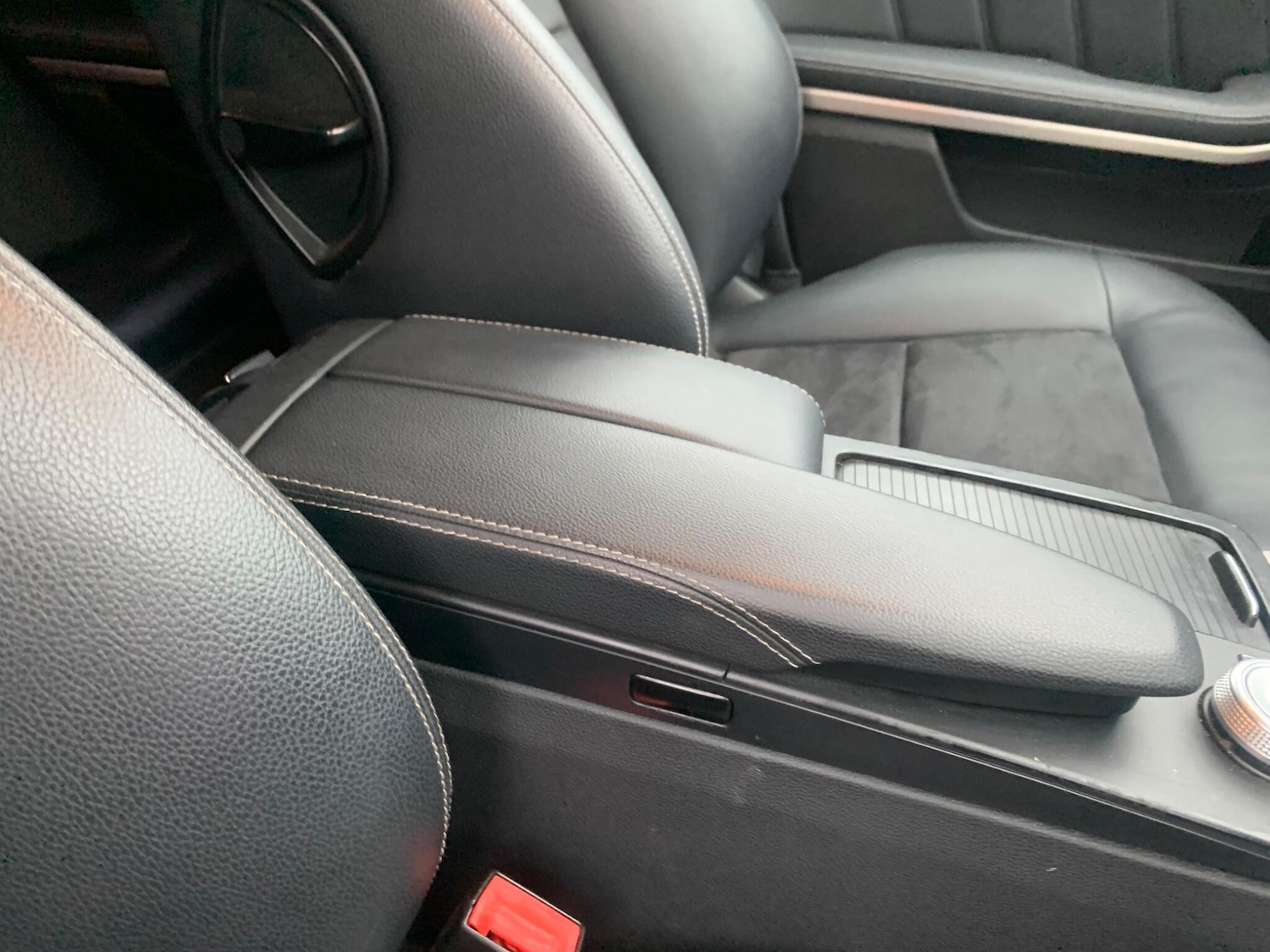 Used Mercedes-Benz E Class 2011 for sale - 76550660: Photo 47