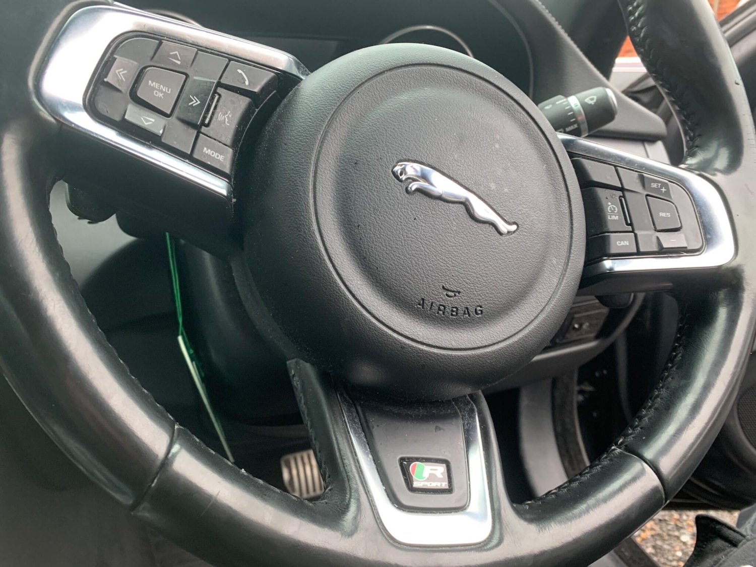 Used Jaguar XF 2016 for sale - 77478536: Photo 38