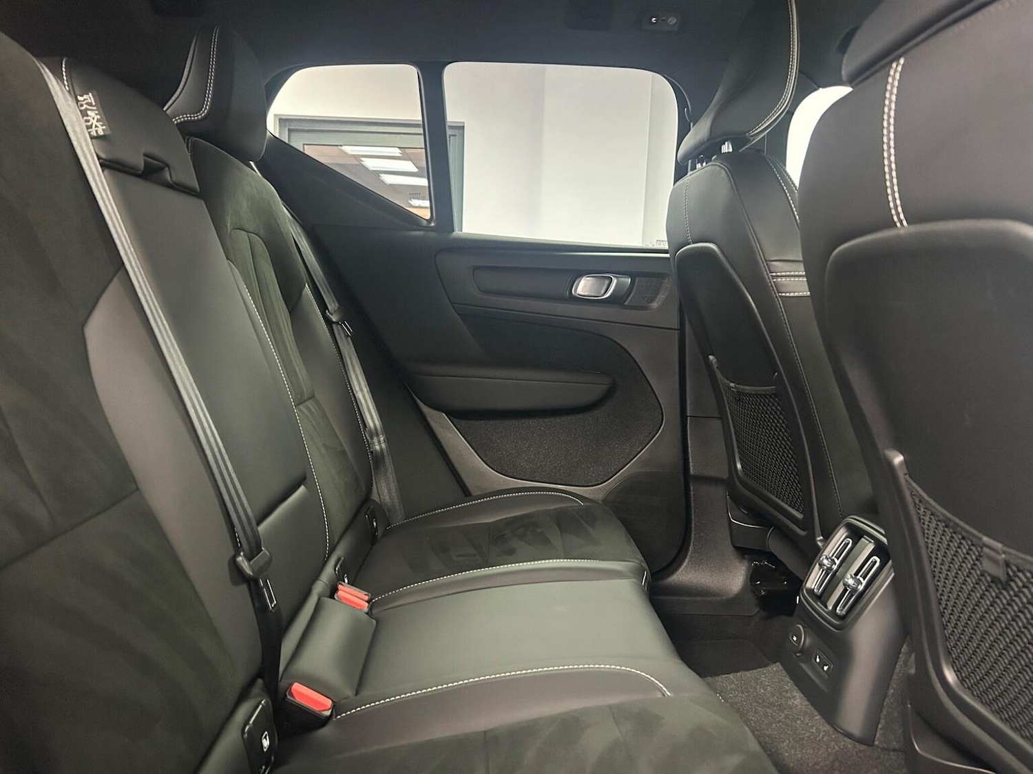 Used Volvo XC40 2021 for sale - 77049282: Photo 12