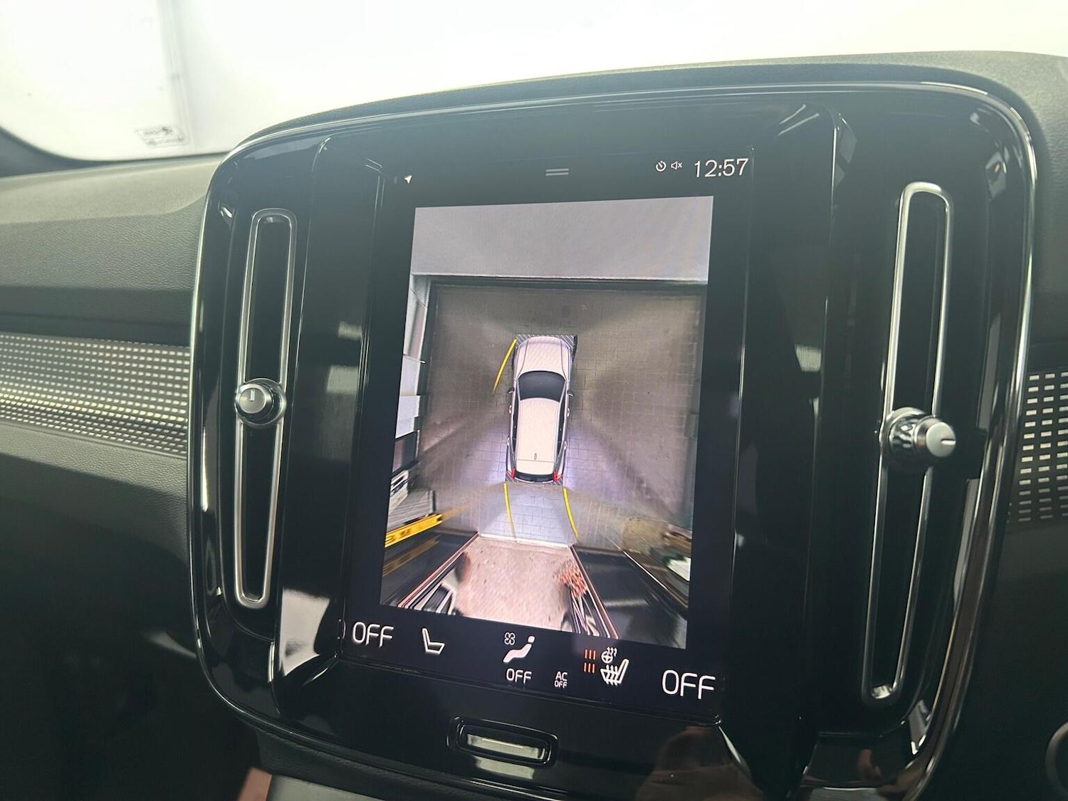 Used Volvo XC40 2021 for sale - 77049282: Photo 21