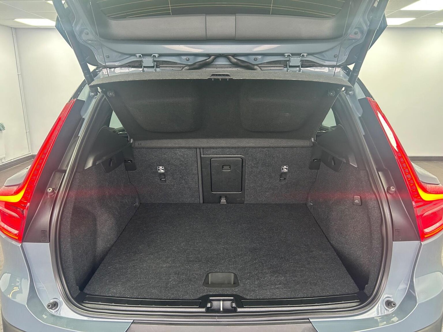 Used Volvo XC40 2021 for sale - 77049282: Photo 27