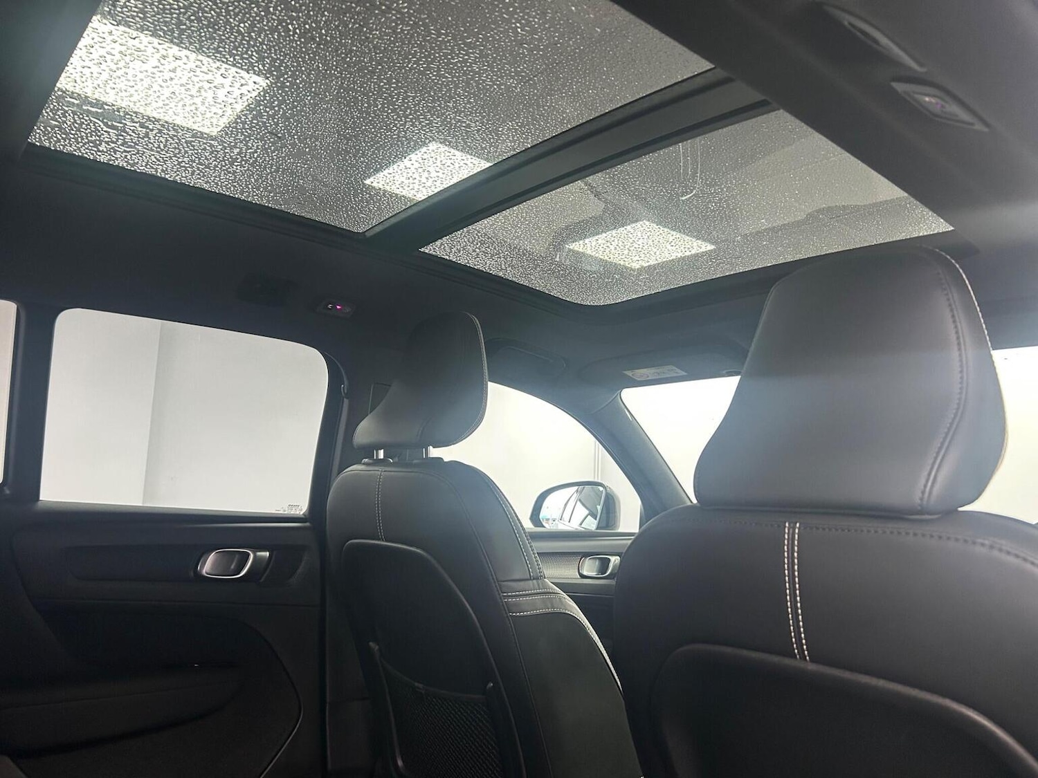 Used Volvo XC40 2021 for sale - 77049282: Photo 37