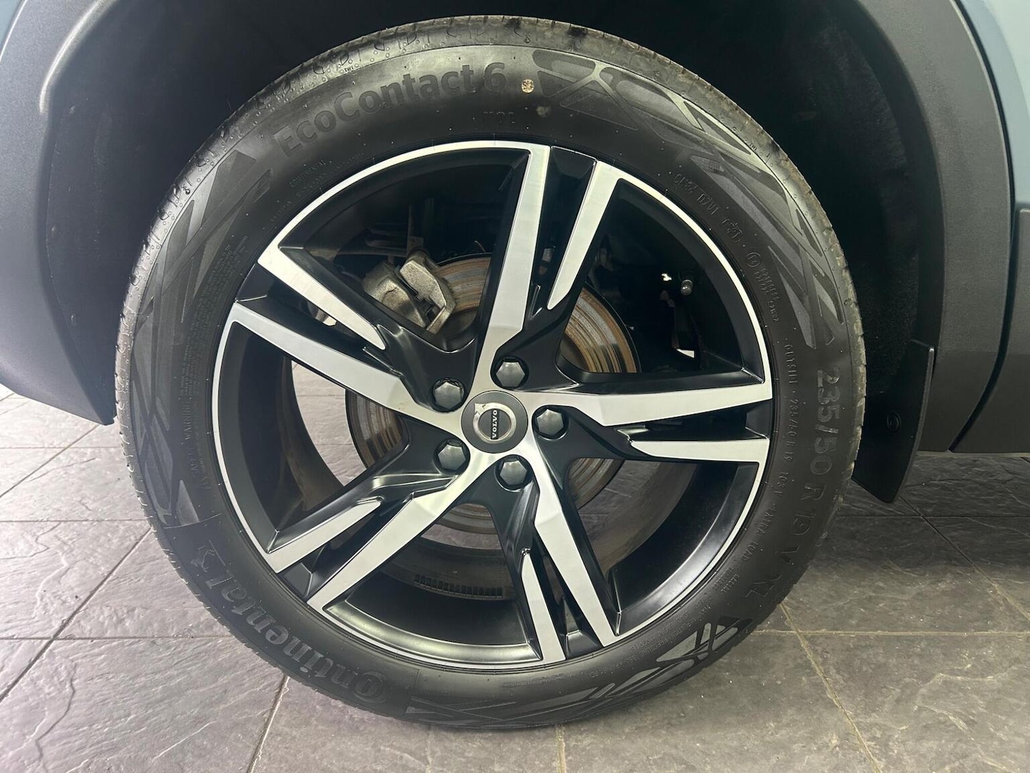 Used Volvo XC40 2021 for sale - 77049282: Photo 42