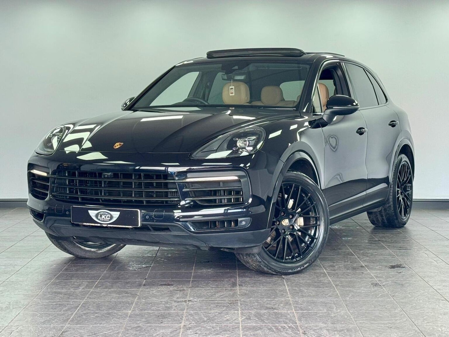 Used Porsche Cayenne 2019 for sale - 76253006: Photo 1
