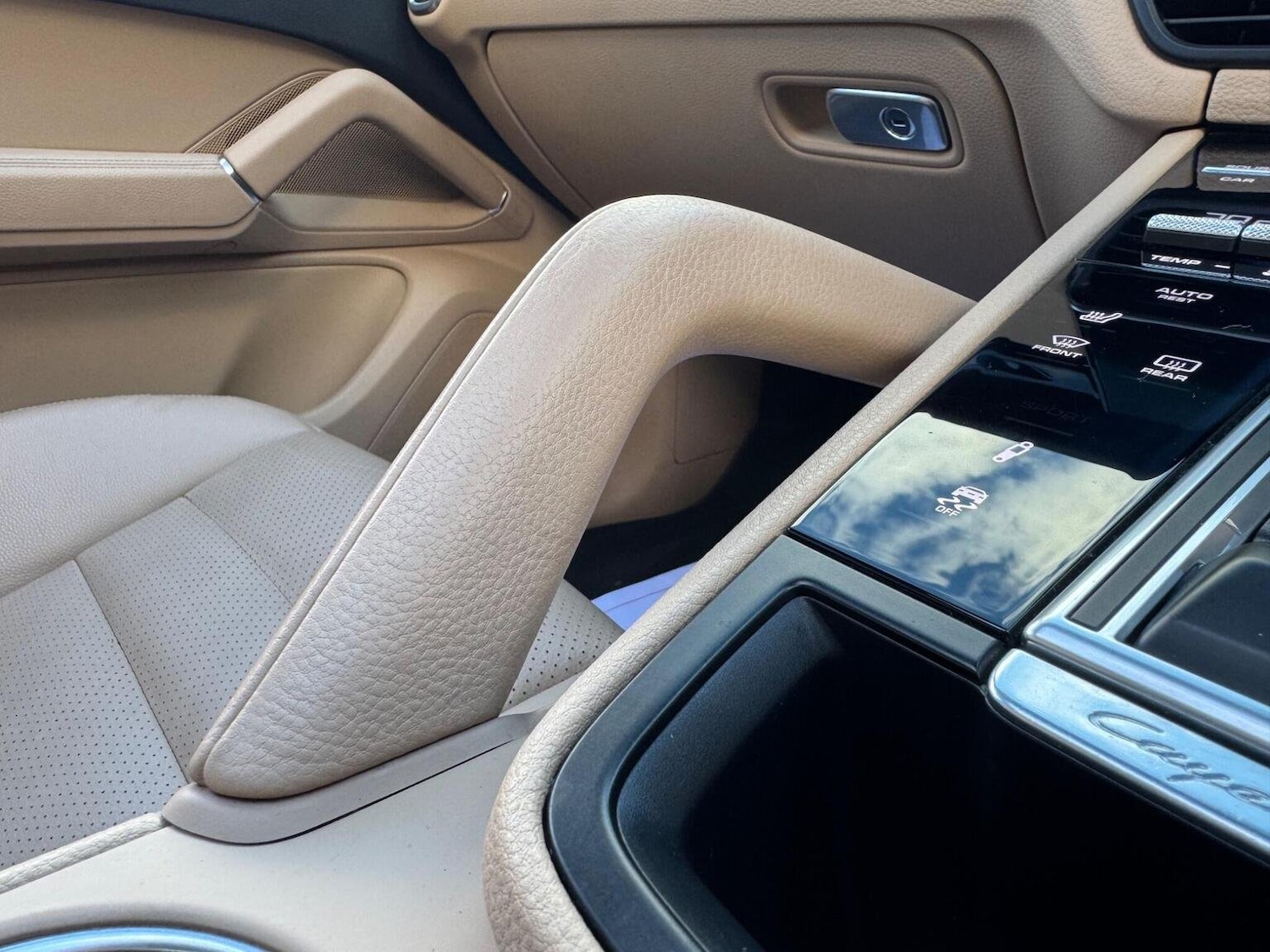Used Porsche Cayenne 2019 for sale - 76253006: Photo 14