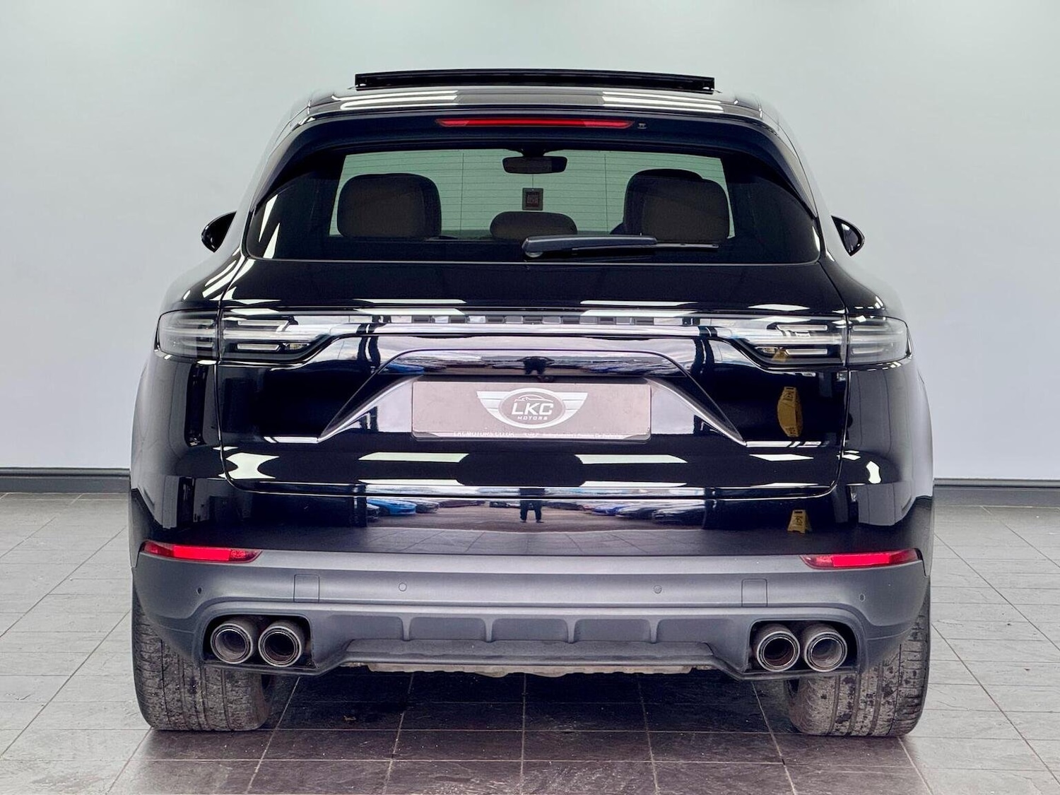 Used Porsche Cayenne 2019 for sale - 76253006: Photo 2