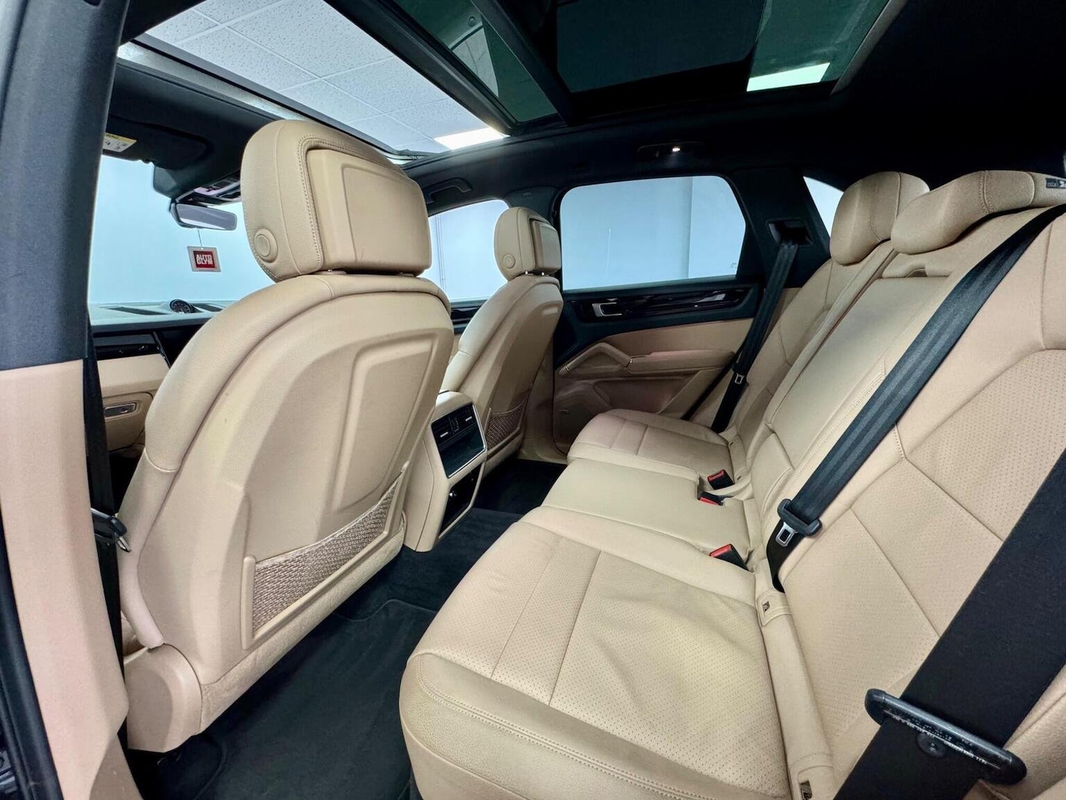 Used Porsche Cayenne 2019 for sale - 76253006: Photo 50