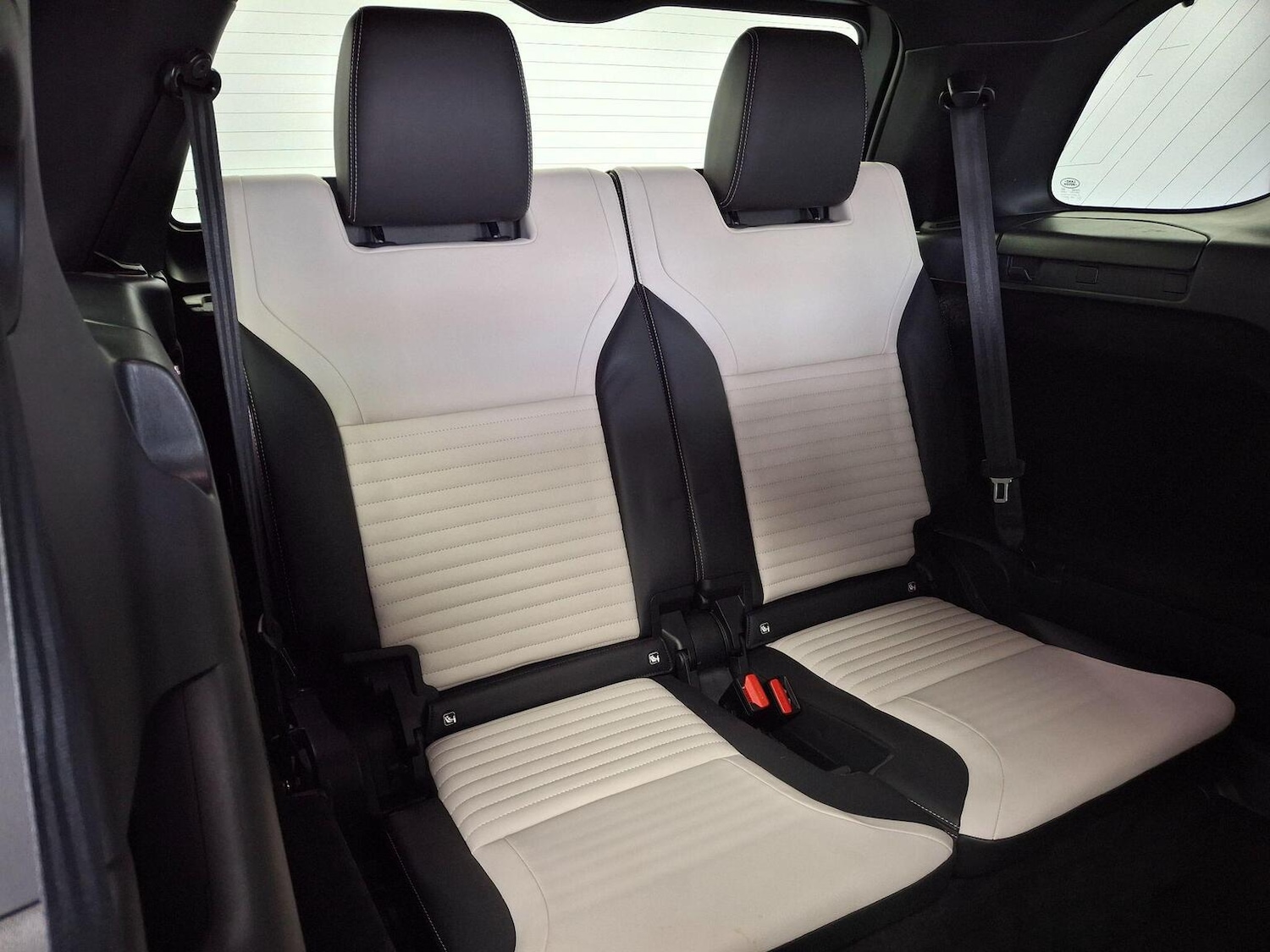 Used Land Rover Discovery 2023 for sale - 77595443: Photo 10