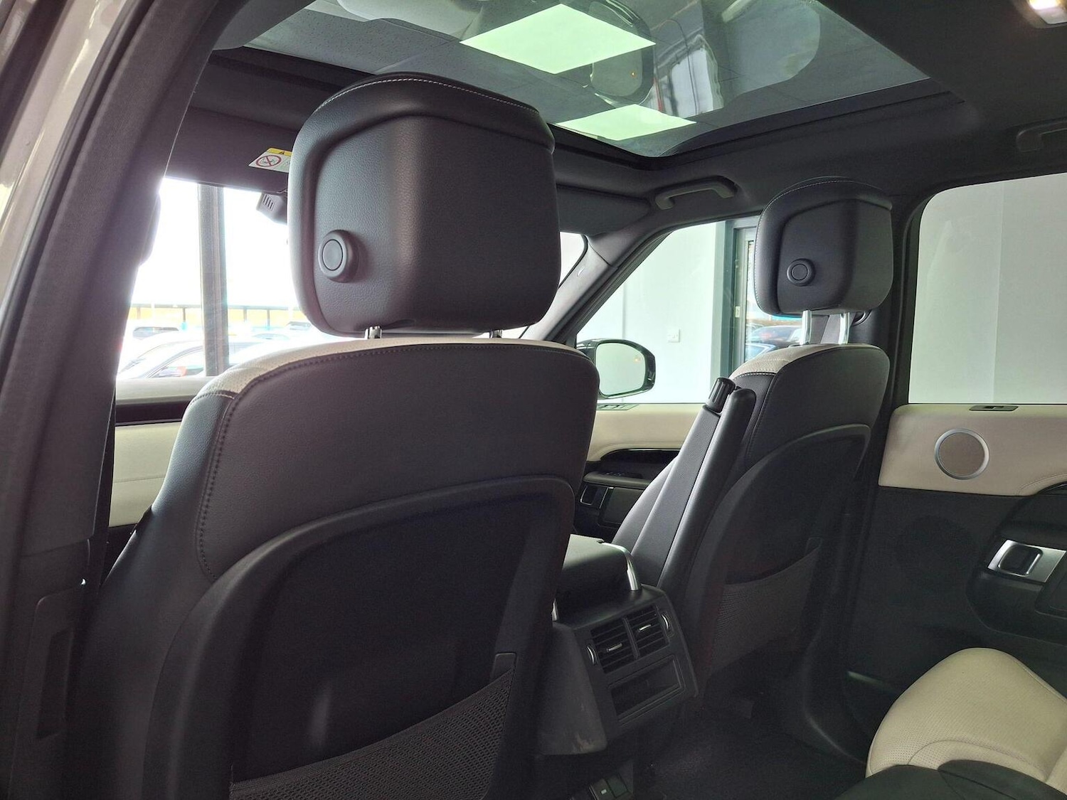 Used Land Rover Discovery 2023 for sale - 77595443: Photo 13