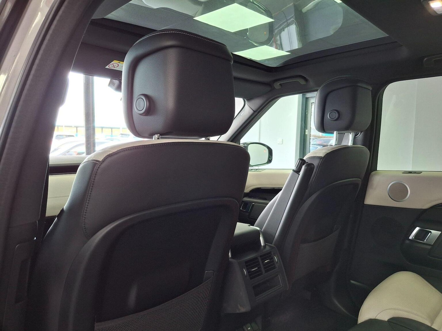 Used Land Rover Discovery 2023 for sale - 77595443: Photo 63