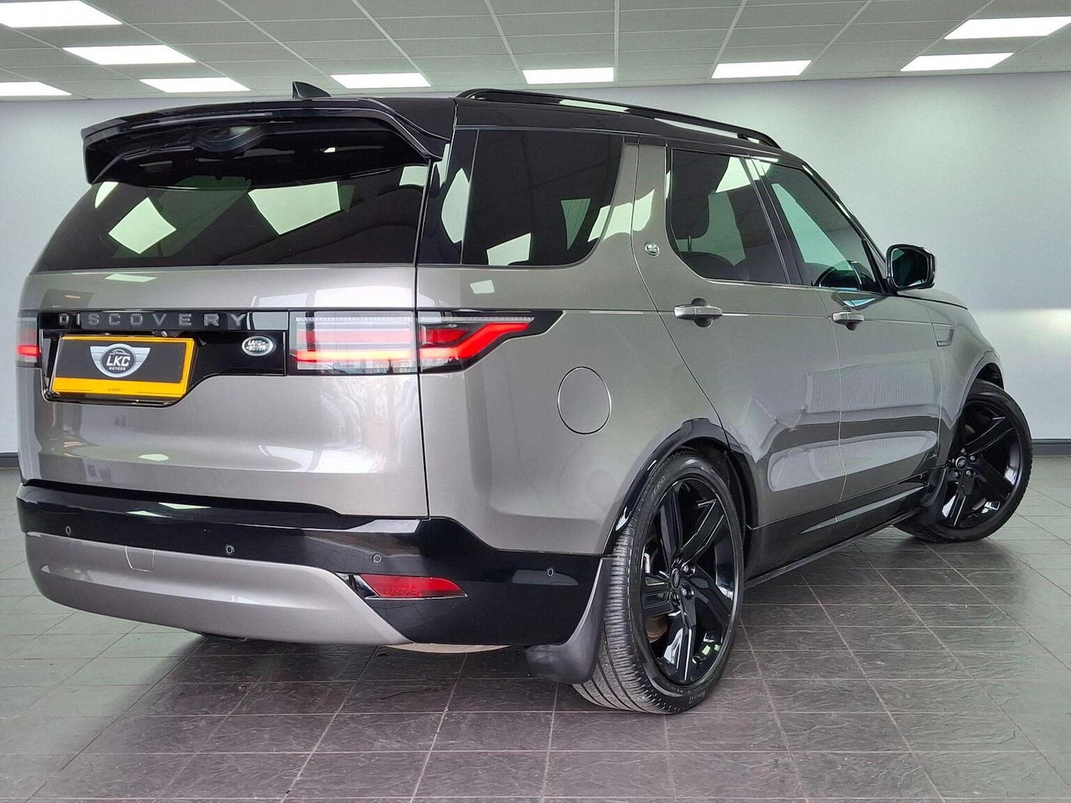 Used Land Rover Discovery 2023 for sale - 77595443: Photo 69