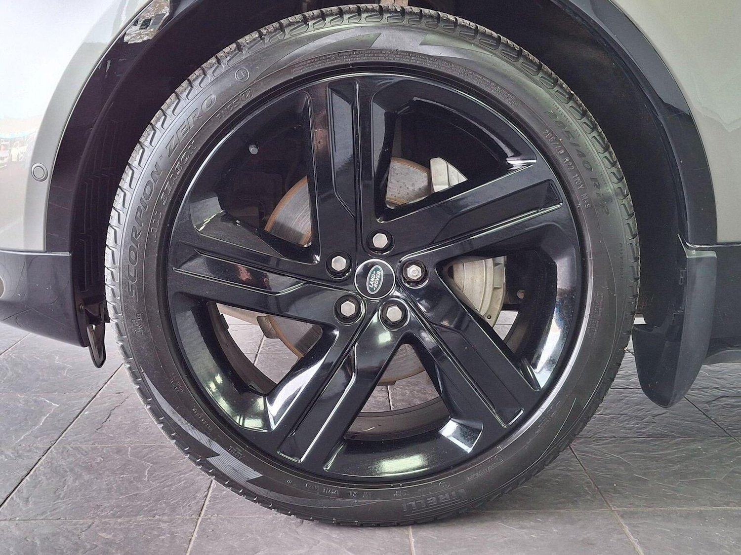 Used Land Rover Discovery 2023 for sale - 77595443: Photo 85