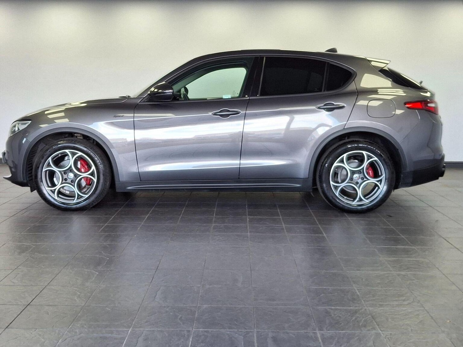 Used Alfa Romeo Stelvio 2021 for sale - 76376885: Photo 16