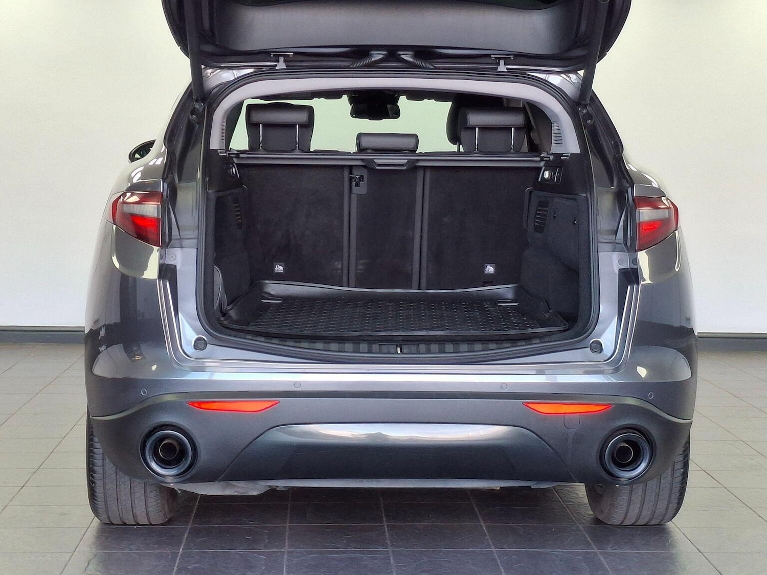 Used Alfa Romeo Stelvio 2021 for sale - 76376885: Photo 44