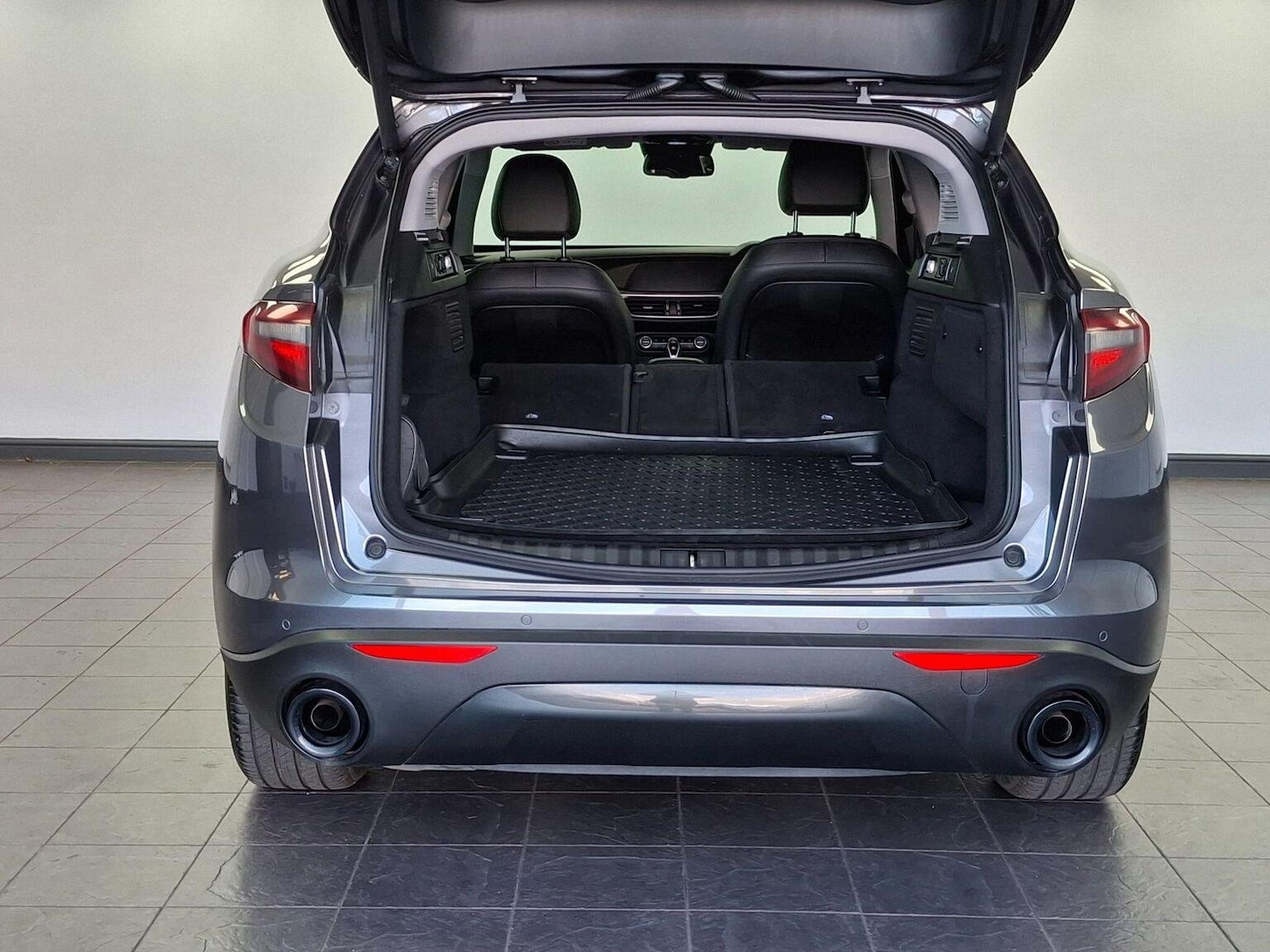 Used Alfa Romeo Stelvio 2021 for sale - 76376885: Photo 46