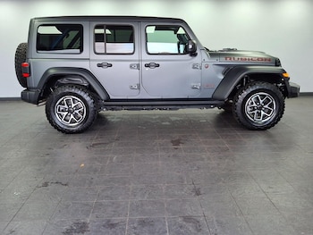Used Jeep Wrangler 2024 for sale - 78286101: Photo
