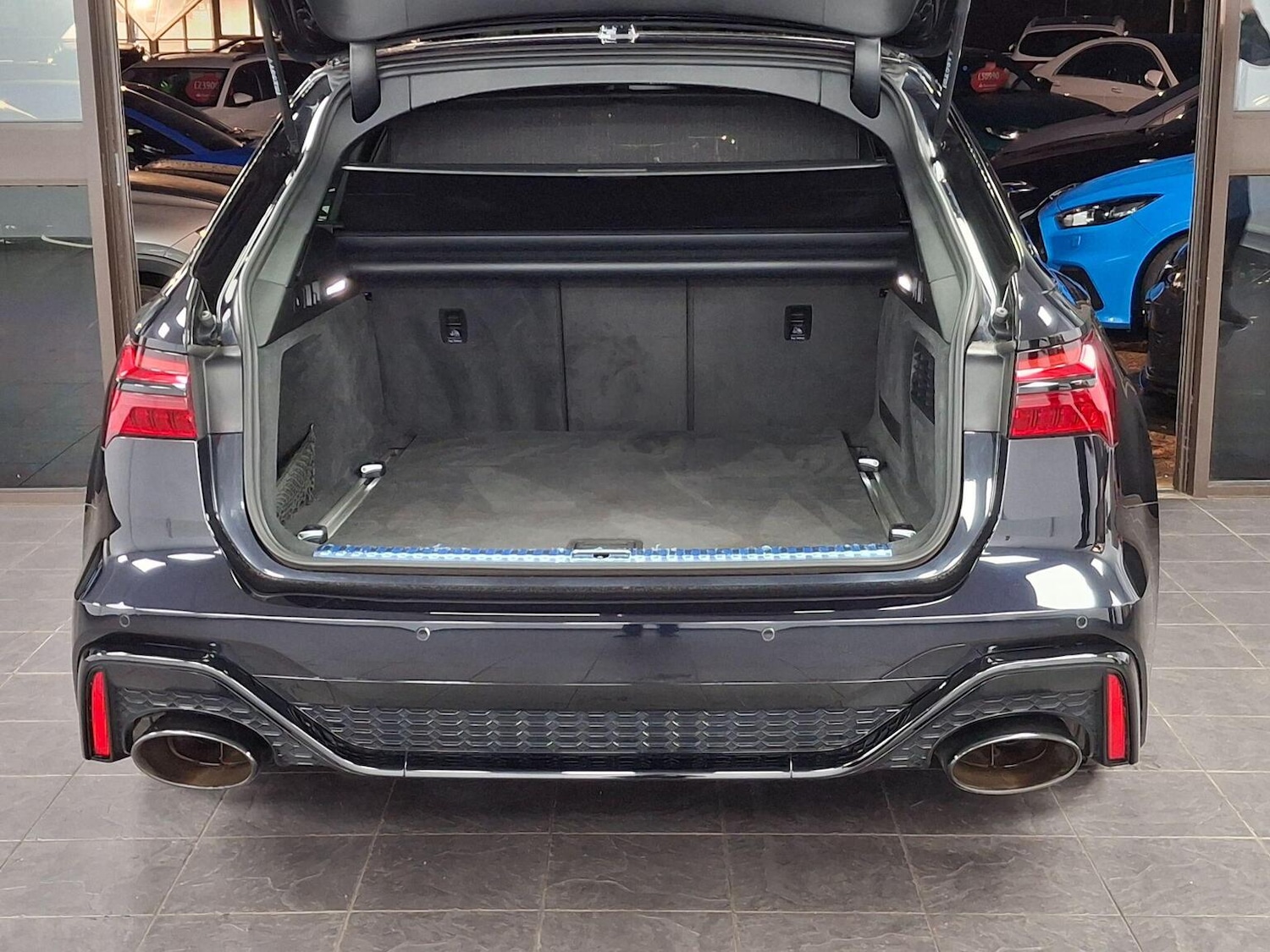 Used Audi RS6 2021 for sale - 77643665: Photo 11