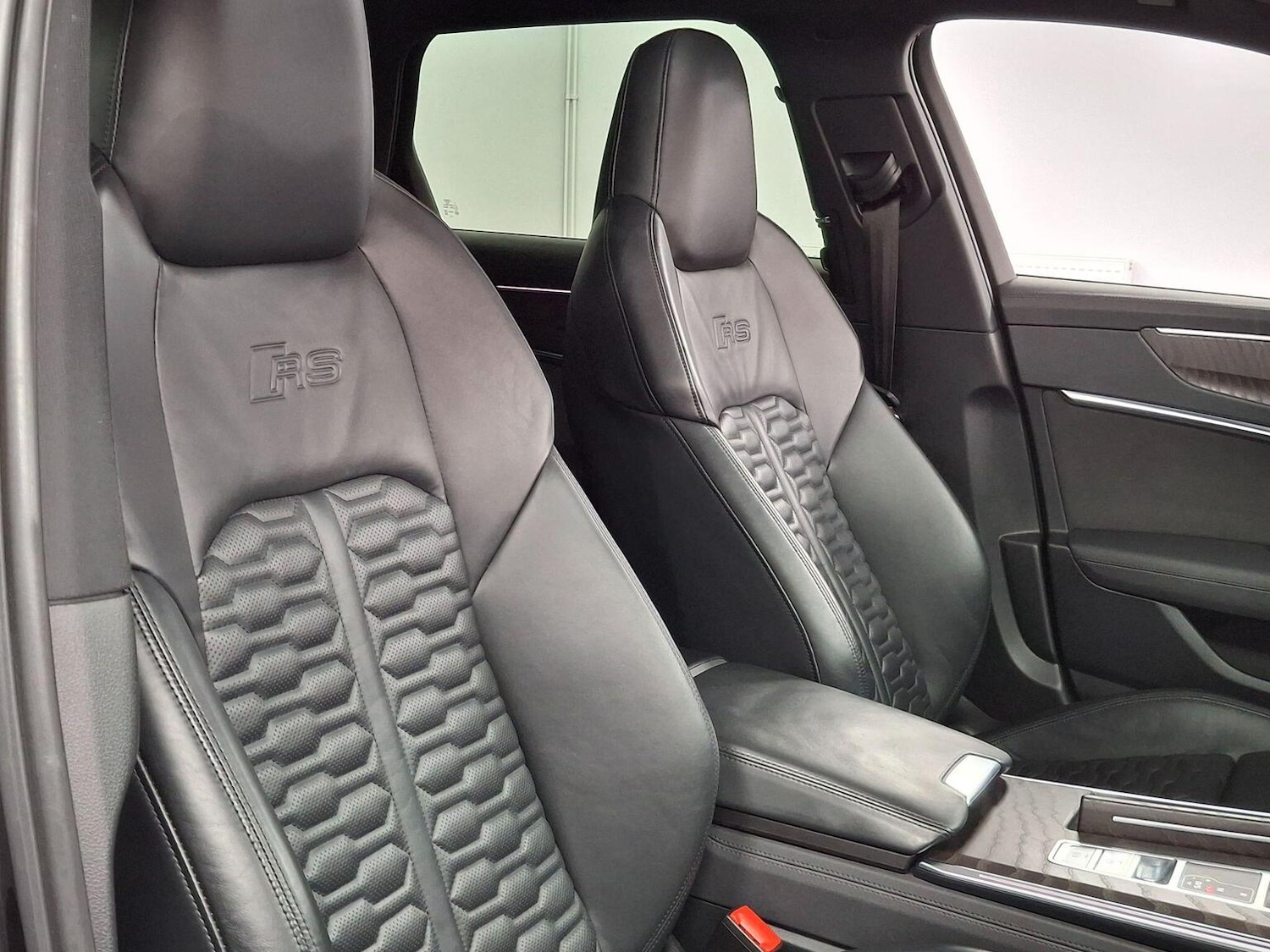 Used Audi RS6 2021 for sale - 77643665: Photo 42