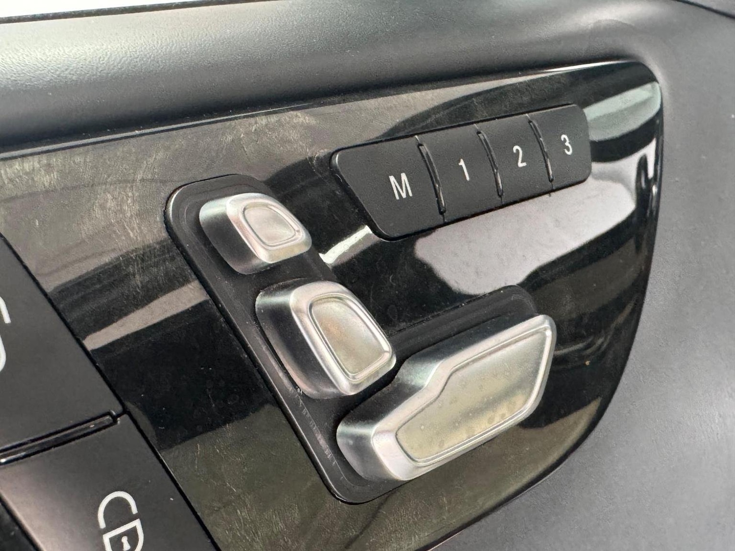 Used Mercedes-Benz GLE 2017 for sale - 76794579: Photo 11